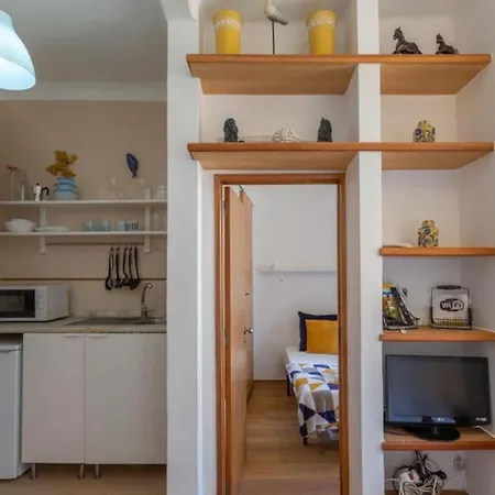 Apartment Loft Mouraria