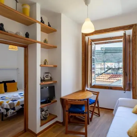 Apartment Loft Mouraria *