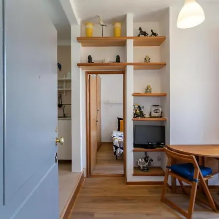 Loft Mouraria Lisbona